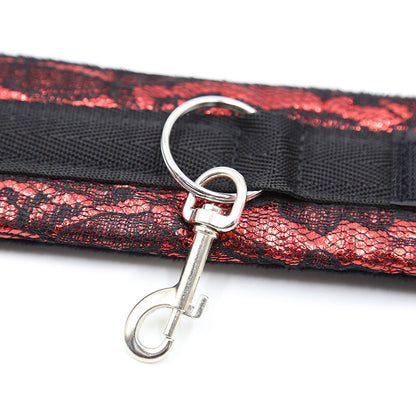 Manette in velluto con nastro in nylon di Ohmama Fetish, immagine 4