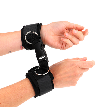 Manette e restrizioni tenuta da polso in neoprene con gancio e loop nera regolabile 22-34 cm di Kink, immagine 3