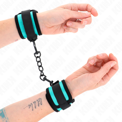 Manette e restrizioni tenuta da polso in nylon con gancio e loop Nero-blu regolabile 18-32 cm x 5 cm di Kink
