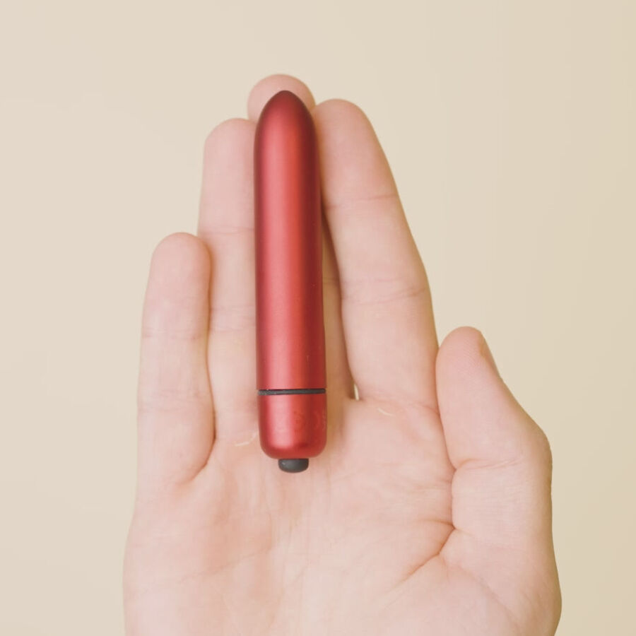 Ro-90 Scarlet velvet vibrante bullet rosso di Rocks-Off, immagine 4