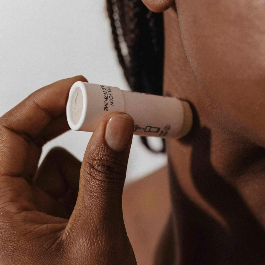 Profumo solido per il corpo slow sex di Bijoux Indiscrets, immagine 4