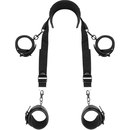 Posizione master con 4 manette rivestite in Noprene di Fetish Submissive